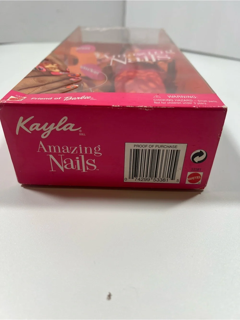 Barbie Amazing Nails Kayla Doll and 20 Press-On Nails 53381 Mattel 2001 New